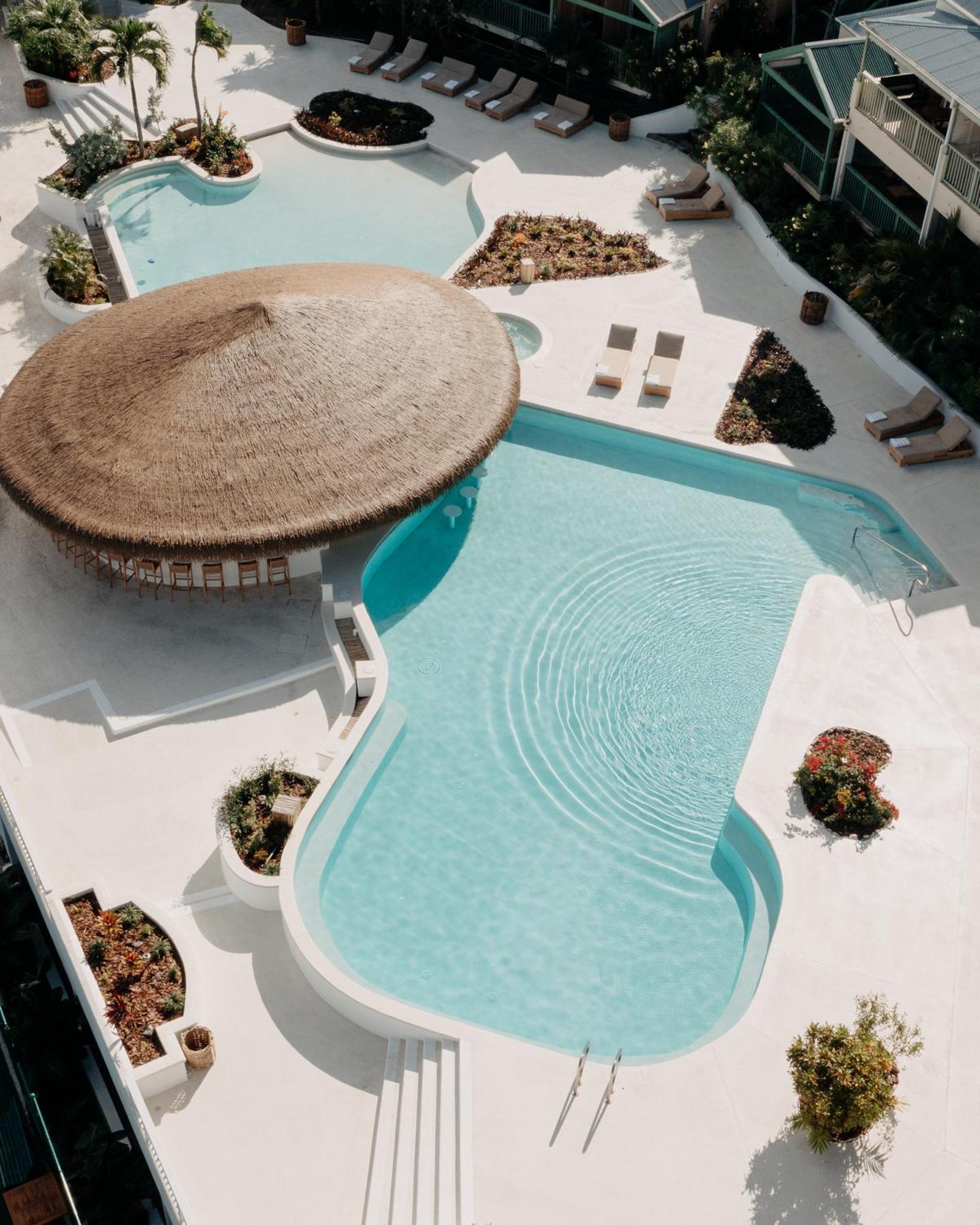 Long Bay Beach Resort Freshwater Pond Exterior photo